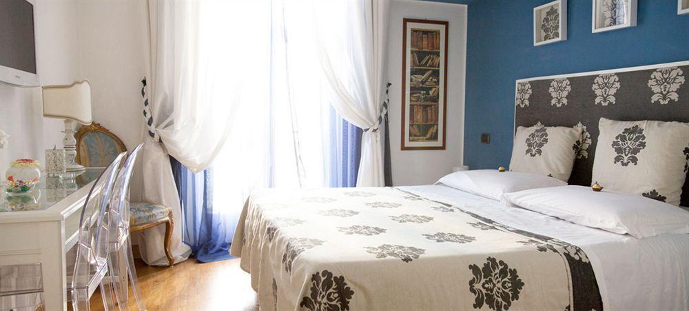 B&B Orsini 46 เนเปิลส์ ภายนอก รูปภาพ