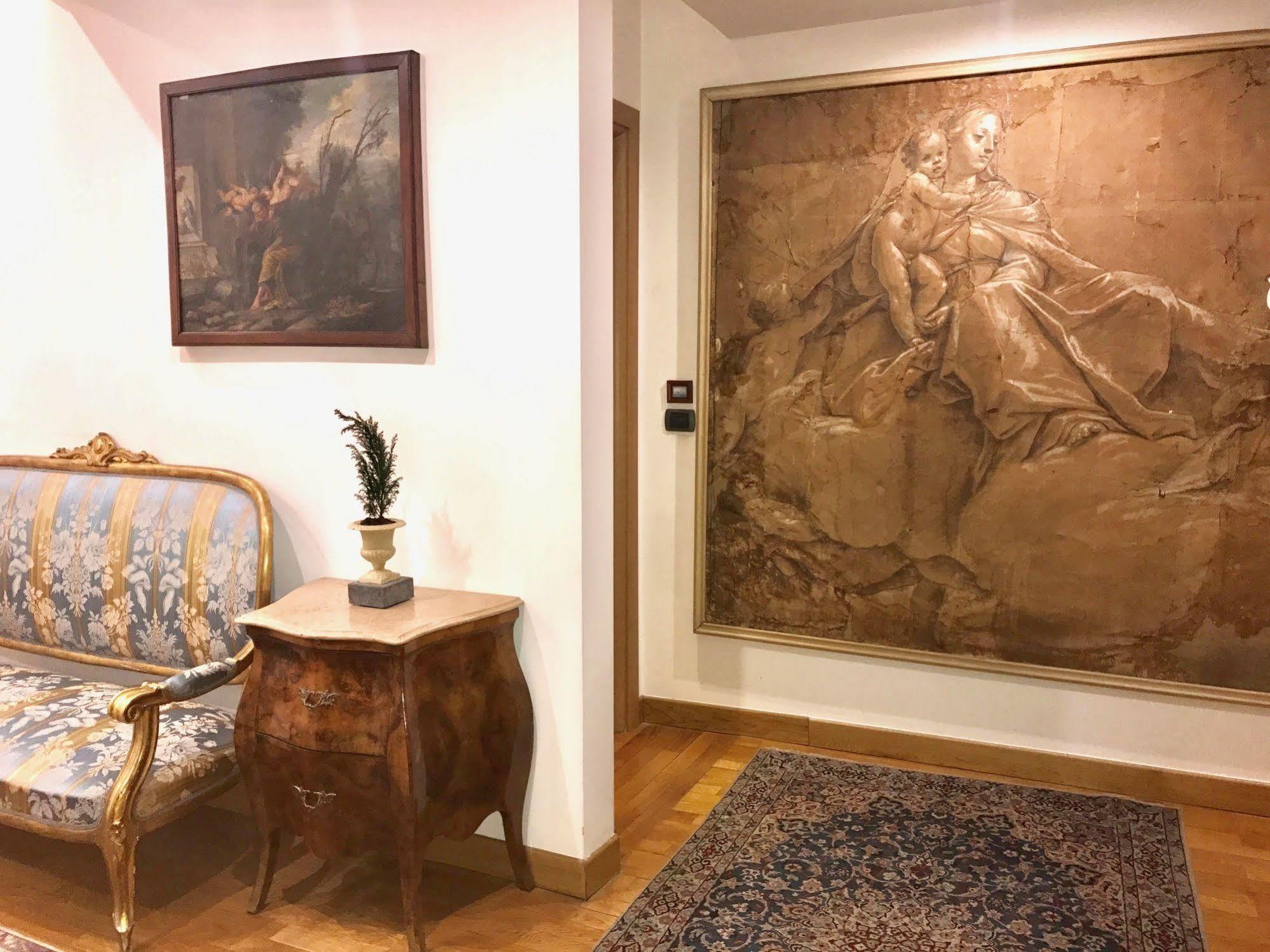 B&B Orsini 46 เนเปิลส์ ภายนอก รูปภาพ