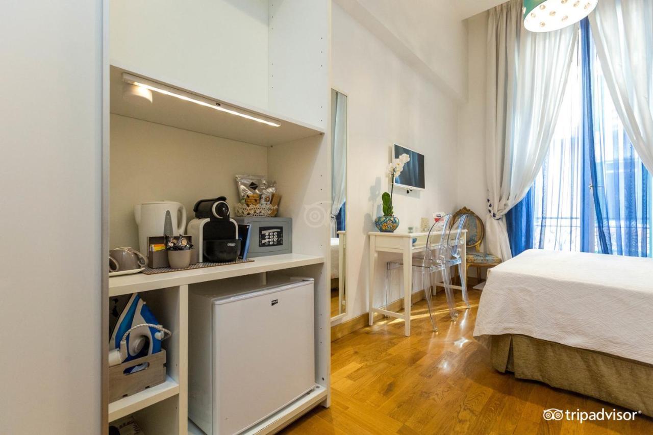 B&B Orsini 46 เนเปิลส์ ภายนอก รูปภาพ